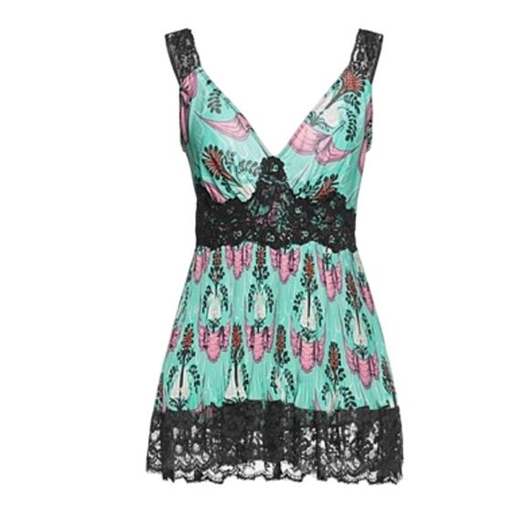Paco Rabanne light green cami satin with lace details size 6 - Picture 1 of 10